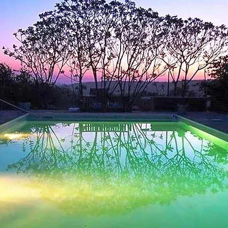 Bed & Breakfast Domaine Charente: Family Glamping With Garden Views Mazieres (Charente)