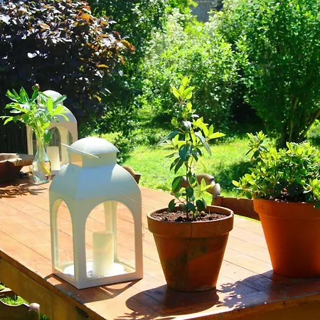 Domaine Charente: Family Glamping With Garden Views Mazieres (Charente)
